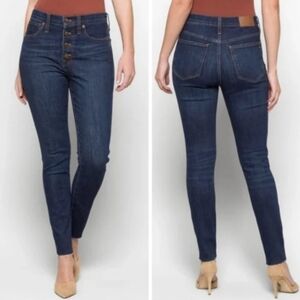 Madewell  High-Waisted Button Front Skinny Raw Hem Jeans in Indigo Blue Waist 33